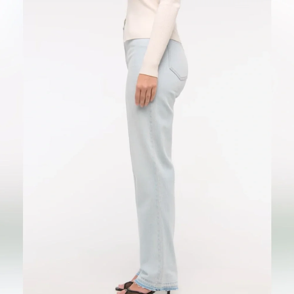 NEW Abercrombie curve love jeans - Picture 4 of 5